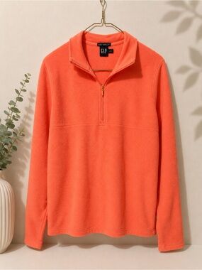 GAP women’s Coral Zip-Up Fleece Pullover